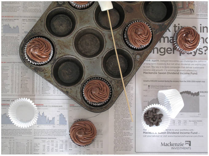 Chocolate-marshmallow cupcakes