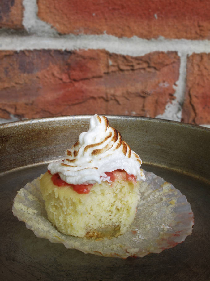 Canada Day cupcake: a lemon cupcake with strawberry curd and toasted meringue